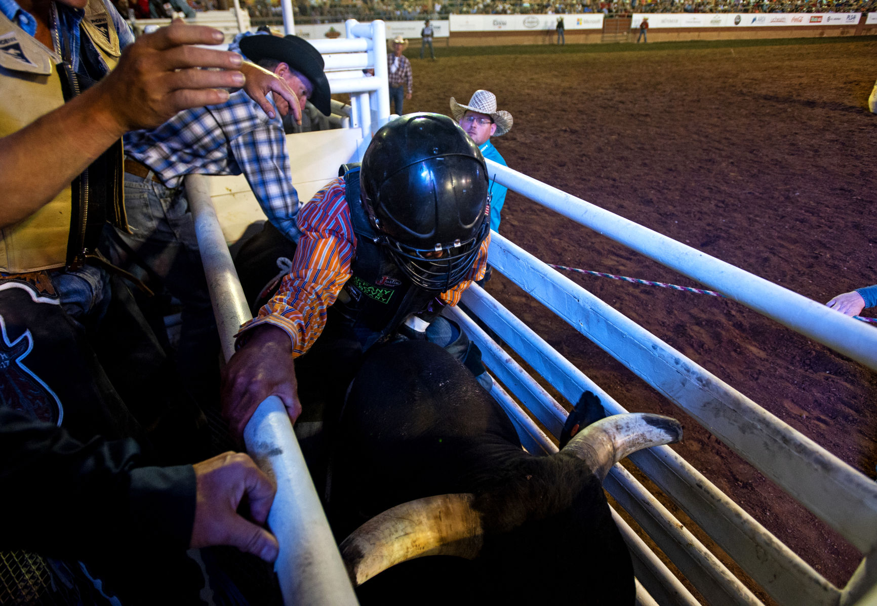 071119-sports-rodeo-day-one7.JPG